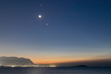 13年海马普力马值多少钱