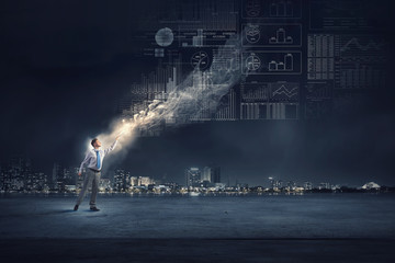 深圳平湖有限行路段吗目前深圳市对外地车牌有限